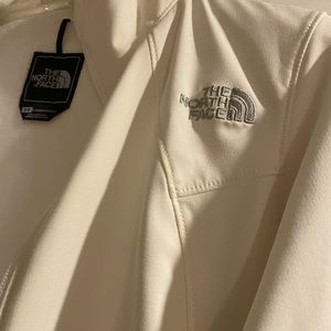 Women’s North Face Jacket